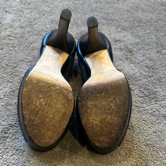 Fendi Women's Black Peep-Toe Shoes - Authentic - Picture 7 of 13